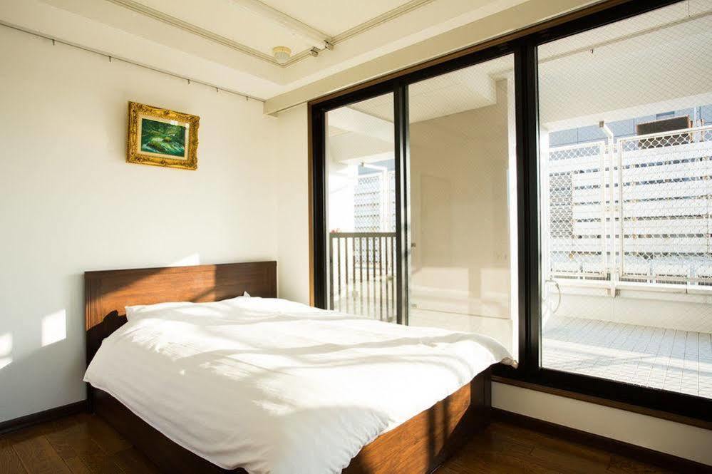 Apartment Alexs Minamisenba